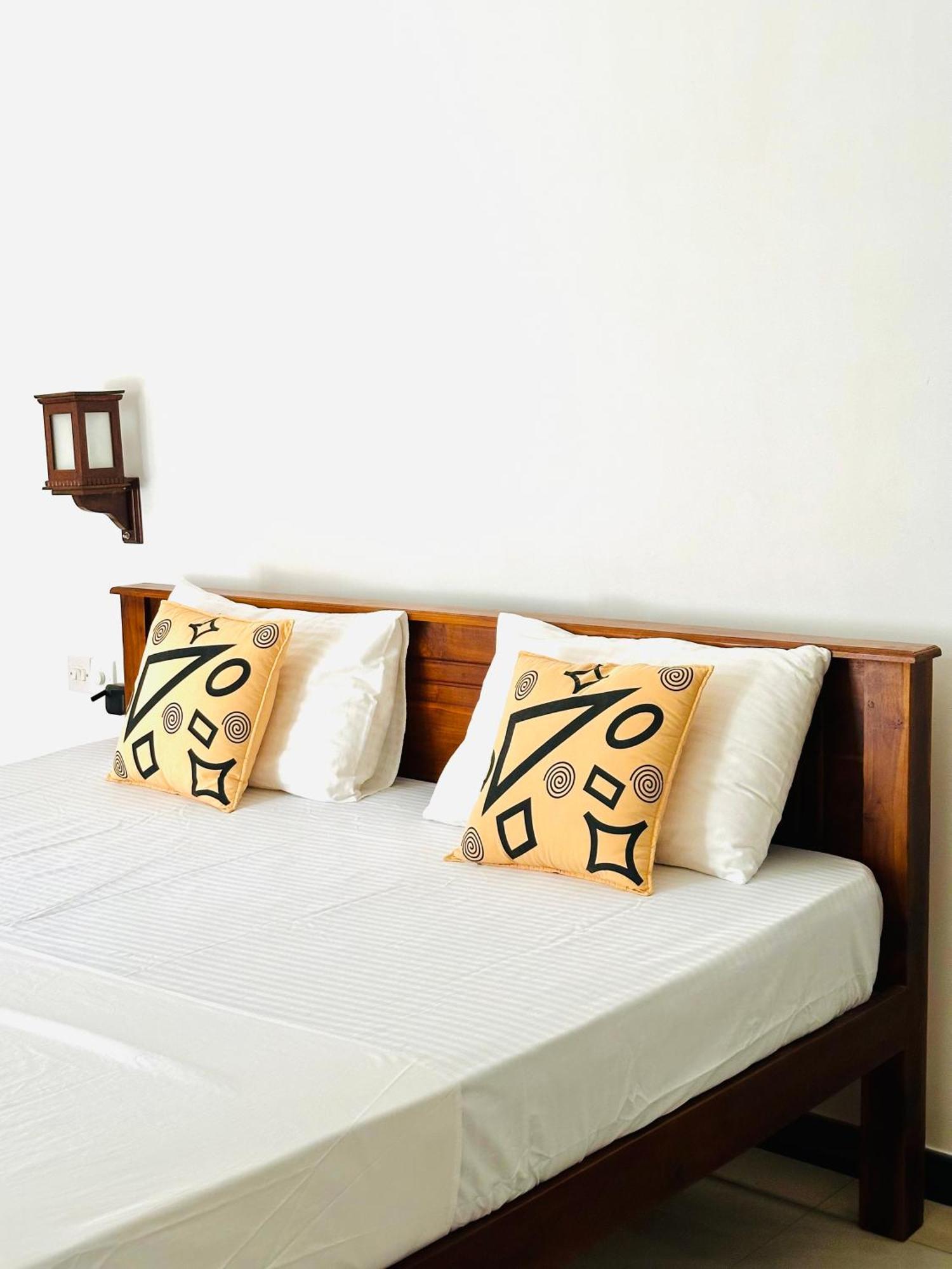 Welcome Family Guest House. Бентота Екстериор снимка