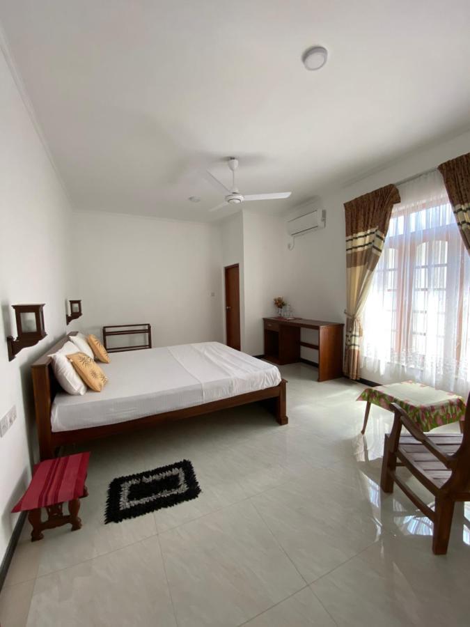 Welcome Family Guest House. Бентота Екстериор снимка